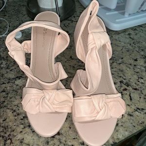 BRAND NEW pink/nude heels with bow